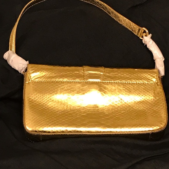 Gold Shoulder Purse - Picture 3 of 4